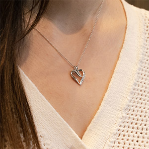 diamond-heart-necklace