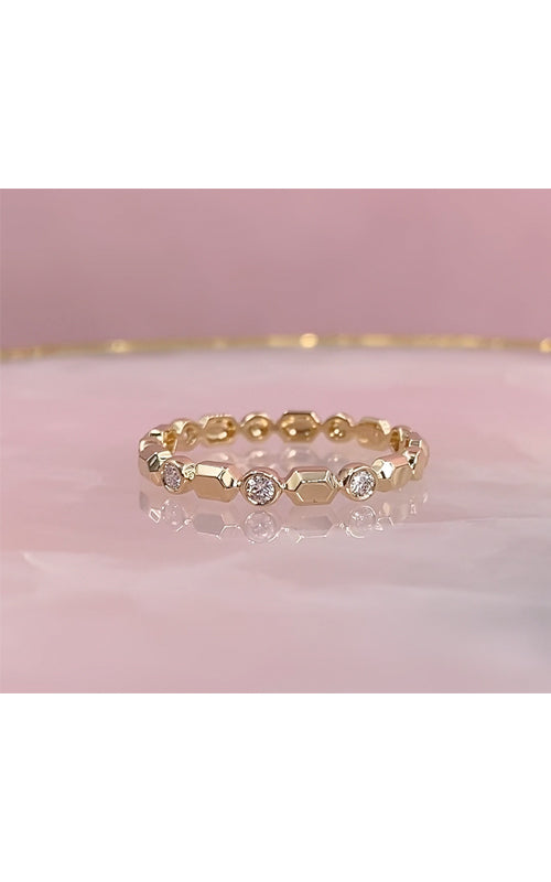 Shy Creation Women's Wedding Band