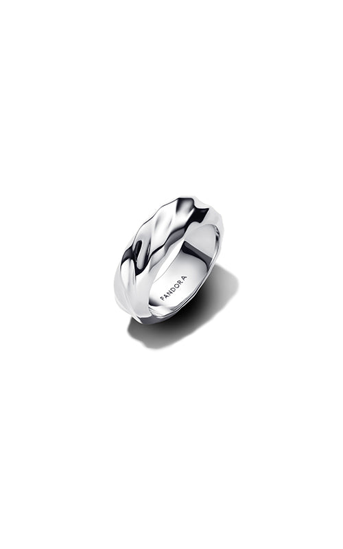 Pandora Rippled Wide Band Ring 193886C00-52