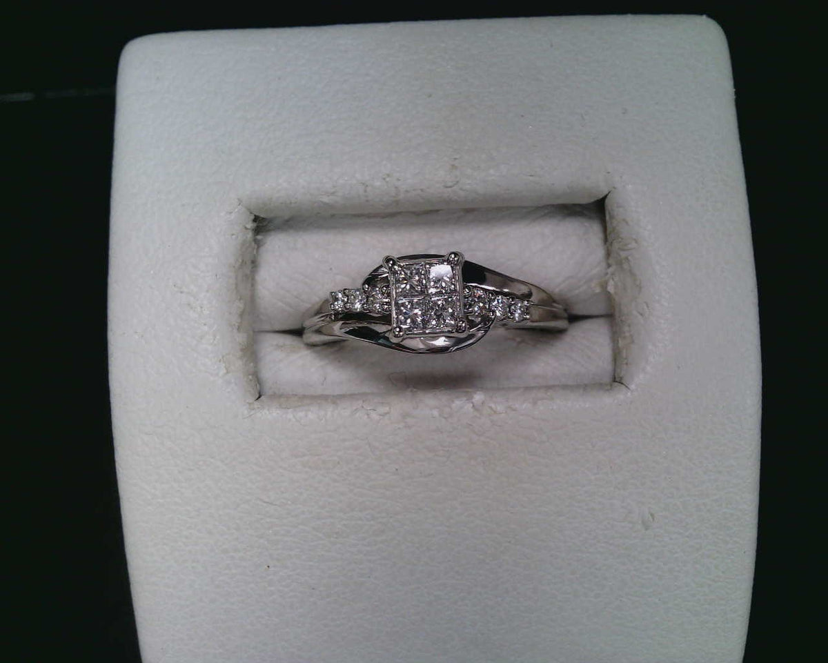 Albert's Estate 10k White Gold .33ctw H SI2 Princess Cut Quad Engagement Ring EDRIN00599