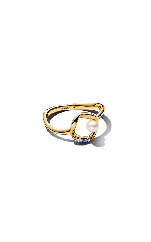 Pandora Organically Shaped Pavé Circle & Treated Freshwater Cultured Pearl Ring 163831C01-56