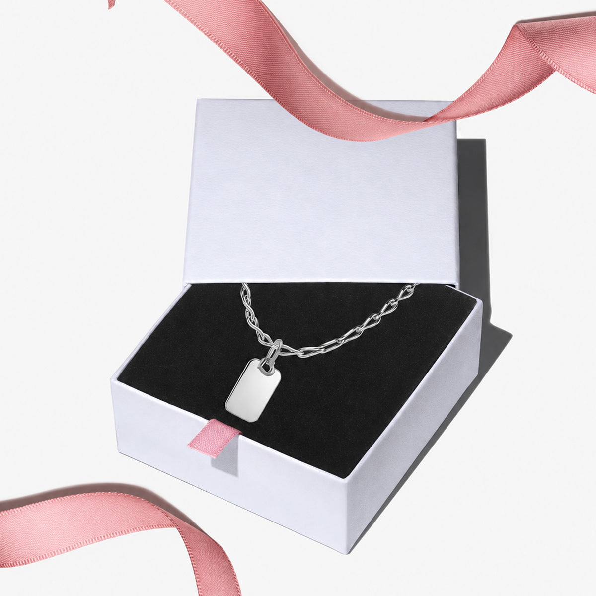 Pandora Engravable Silver Pendant & Necklace Gift Set B802797