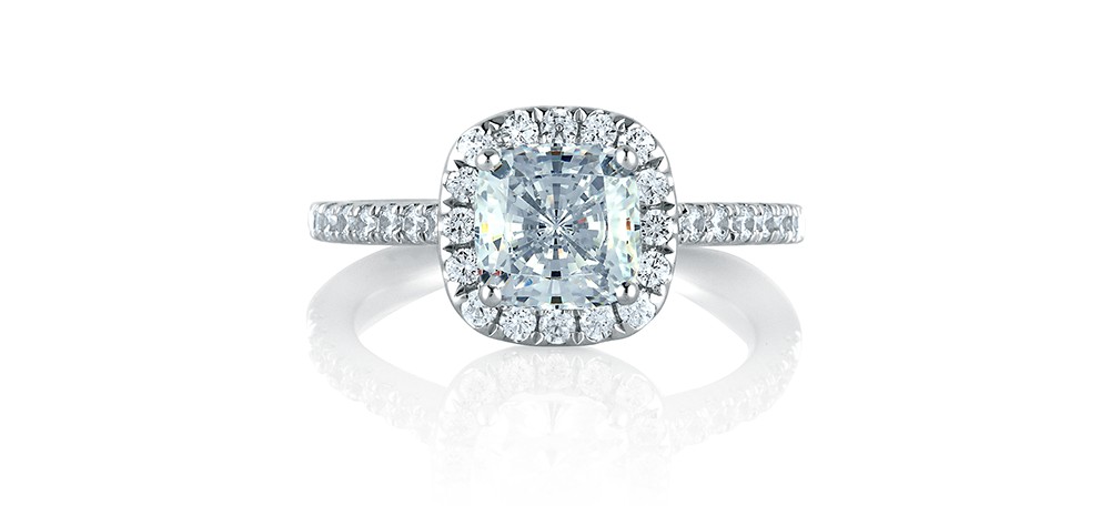 Cushion cut diamond engagement rings