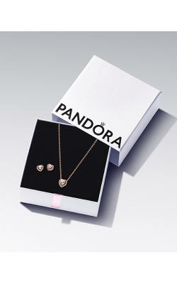 Pandora Sparkling Elevated Heart Jewelry Gift Set B802372-1 - FINAL SALE