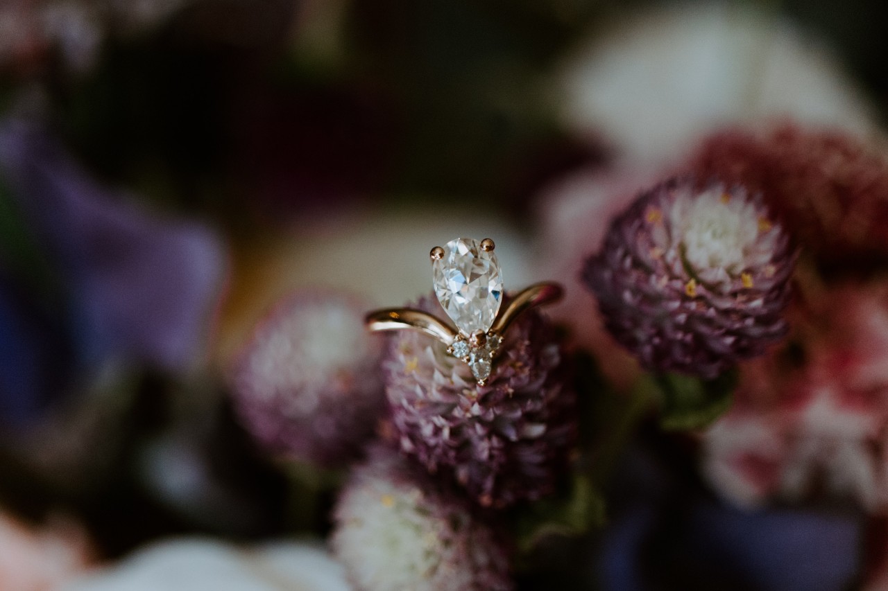 GUIDE TO MODERN ENGAGEMENT RING STYLES GUIDE TO MODERN ENGAGEMENT RING STYLES